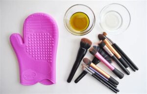 How to clean makeup brushes - Wie man Make-up-Pinsel reinigt